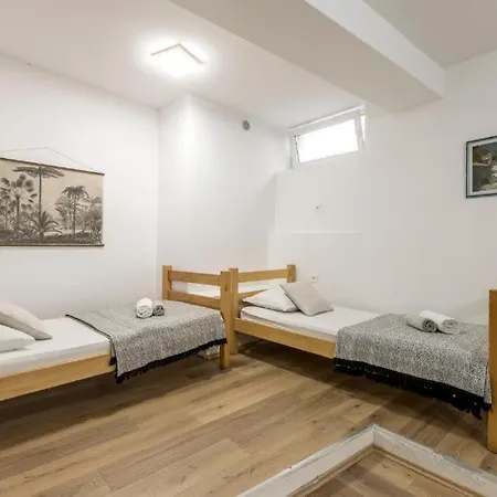 Riva Apartment *